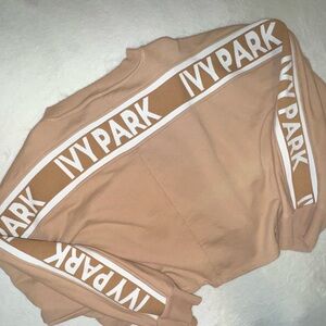 Ivy Park Sweatshirt